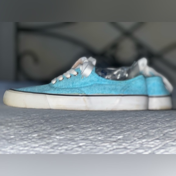 THREE (3) Pairs of sneakers (Ked/Converse Type) BLOWFISH and Target Brand - B2S - Picture 9 of 10